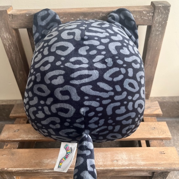 8โ Xiomara Cat Squishmallow - Picture 3 of 4